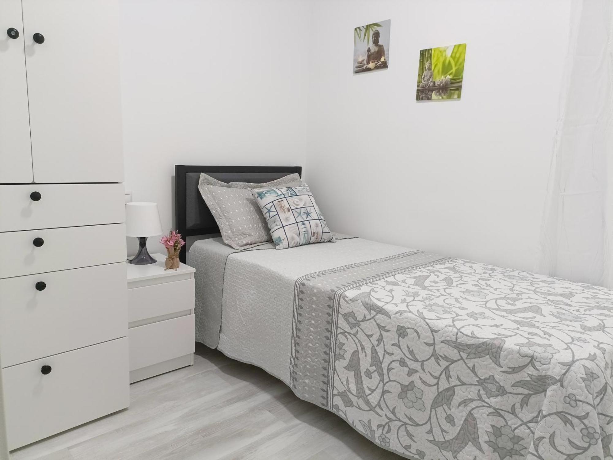 Mare De Deu, Vivienda Vacacional Para Familias Y Mayores De 25 Anos En El Grao De Gandia-Playa Playa de Gandia Ngoại thất bức ảnh