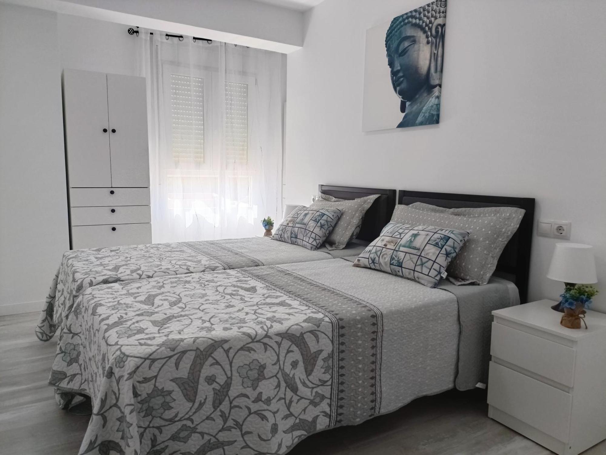 Mare De Deu, Vivienda Vacacional Para Familias Y Mayores De 25 Anos En El Grao De Gandia-Playa Playa de Gandia Ngoại thất bức ảnh