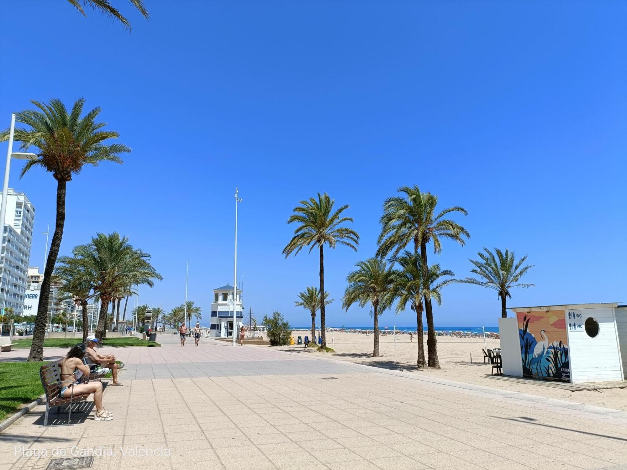 Mare De Deu, Vivienda Vacacional Para Familias Y Mayores De 25 Anos En El Grao De Gandia-Playa Playa de Gandia Ngoại thất bức ảnh